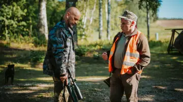 Задник к фильму "Klajumā aiz meža" #1579296