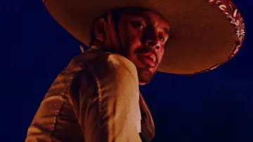 Задник к фильму "Jaripeo" #540313