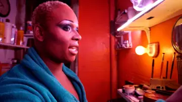 Задник к фильму "A Deeper Love: The Story of Miss Peppermint" #1183343