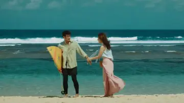 Задник к фильму "Paris in Bali" #1184898