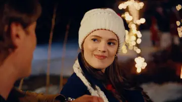 Задник к фильму "Once Upon a Christmas Crown" #1291159