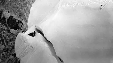 Задник к фильму "Les Naufragés Du Mont Blanc" #1629341