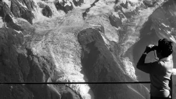 Задник к фильму "Les Naufragés Du Mont Blanc" #1629342