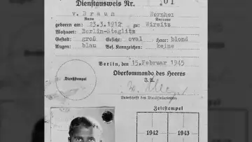 Задник к фильму "NASA, Nazis and the Space Race" #1656047