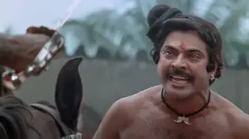 Задник к фильму "ഒരു വടക്കൻ വീരഗാഥ" #1163104