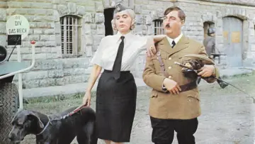 Задник к фильму "Le Führer en folie" #1145530
