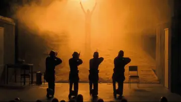 Задник к фильму "Soldaat van Oranje: De Musical" #1288663
