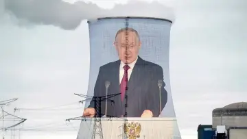 Задник к фильму "Die Nuklearfalle - Putins Deals mit dem Westen" #1634082