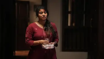 Задник к фильму "തുടക്കം" #1797639