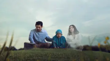 Задник к фильму "Lebih Dari Selamanya" #700926