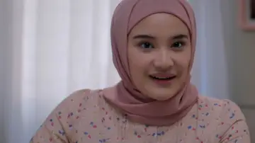 Задник к фильму "Lebih Dari Selamanya" #700935
