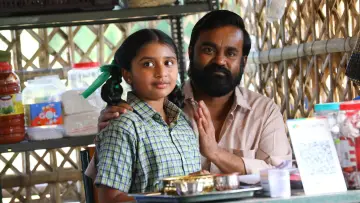 Задник к фильму "மனிதன் தெய்வமாகலாம்" #837212