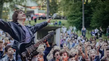 Задник к фильму "Musta pori näkku" #1652019