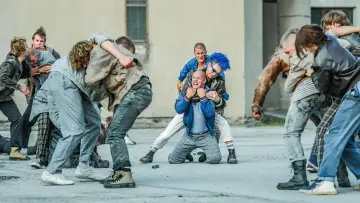 Задник к фильму "Musta pori näkku" #1652020