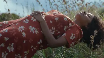 Задник к фильму "ඔත්තු බලන තරු" #1525388