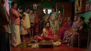 Задник к фильму "ಸು ಫ್ರಮ್ ಸೊ" #871781