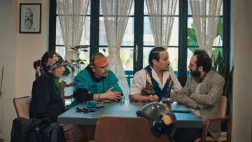 Задник к фильму "کمدی الهی" #956135