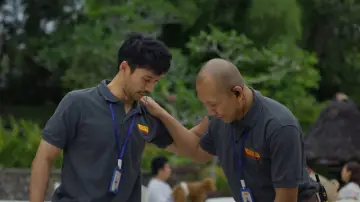 Задник к фильму "AIU-EO: Macam Betool Aja" #537277