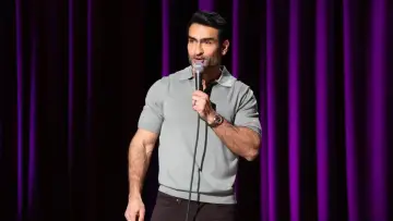 Задник к фильму "Kumail Nanjiani: Night Thoughts" #785460
