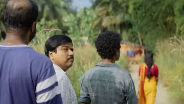 Задник к фильму "അവിഹിതം" #915024