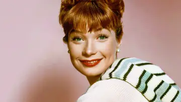 Задник к фильму "Shirley MacLaine, comme un torrent" #1166072