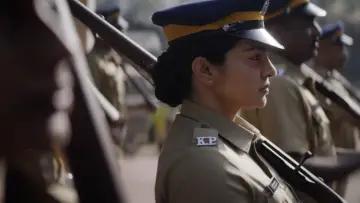 Задник к фильму "പ്രഥമ ദൃഷ്ട്യാ കുറ്റക്കാർ" #1732651