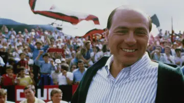 Задник к фильму "Berlusconi: Condemned to Win" #637362