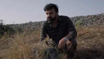 Задник к фильму "ഉന്മാദം" #1618279