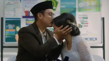 Задник к фильму "Tuhan, Benarkah Kau Mendengarku?" #538049