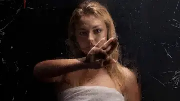 Задник к фильму "Devil