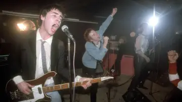 Задник к фильму "I Was a Teenage Sex Pistol" #845533