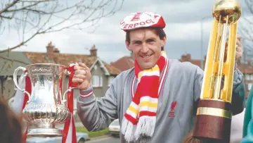 Задник к фильму "Kenny Dalglish" #810510