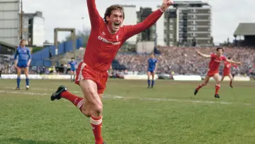 Задник к фильму "Kenny Dalglish" #810511