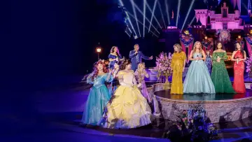 Задник к фильму "Disney Princess Concert: Celebrating 70 Years of Disneyland" #1524070