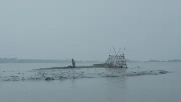 Задник к фильму "দেলুপি" #1580550