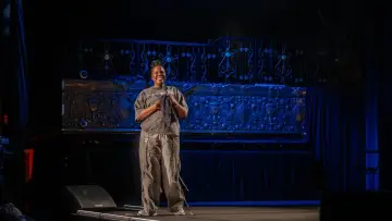 Задник к фильму "Leslie Jones: Life Part 2" #1571831