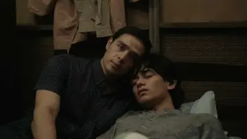 Задник к фильму "Tayo Lang Ang Nakakaalam" #1173393