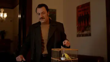 Задник к фильму "Parçalı Yıllar" #688718