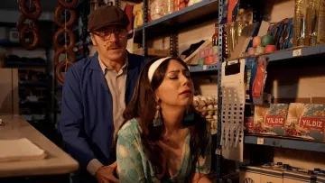 Задник к фильму "Parçalı Yıllar" #688723