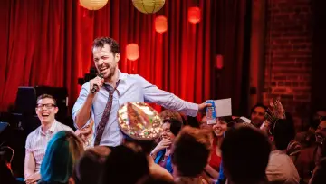 Задник к фильму "Mark Vigeant: The Best Man Show" #773265
