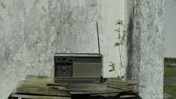 Задник к фильму "PRK-30 - O Rádio pelo Avesso" #1578368
