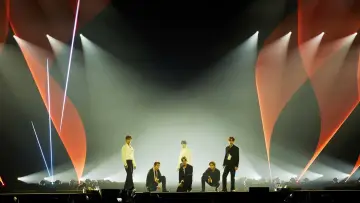Задник к фильму "몬스타엑스 : 커넥트엑스 인 시네마" #923365