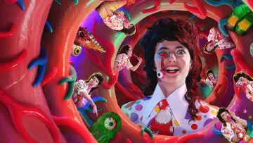 Задник к фильму "Sarah Squirm: Live + in the Flesh" #603695