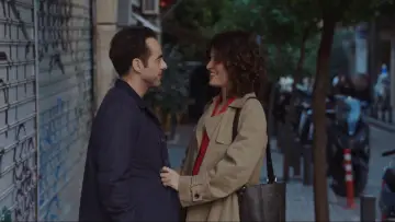 Задник к фильму "Μη γελάτε, θα σας δει ο κόσμος" #819275