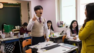Задник к фильму "School for Defectors" #773440