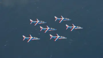 Задник к фильму "ATHOS - Au cœur de la Patrouille de France" #777807