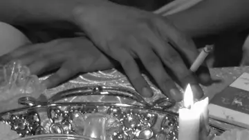 Задник к фильму "between tea and the ashtray" #919596