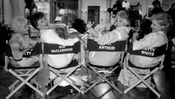 Задник к фильму "The Golden Girls: 40 Years of Laughter and Friendship - A Special Edition of 20/20" #1746873
