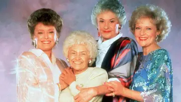 Задник к фильму "The Golden Girls: 40 Years of Laughter and Friendship - A Special Edition of 20/20" #1746878