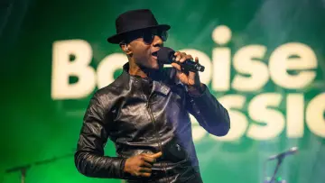 Задник к фильму "Aloe Blacc - Live at Baloise Session 2025" #1572646